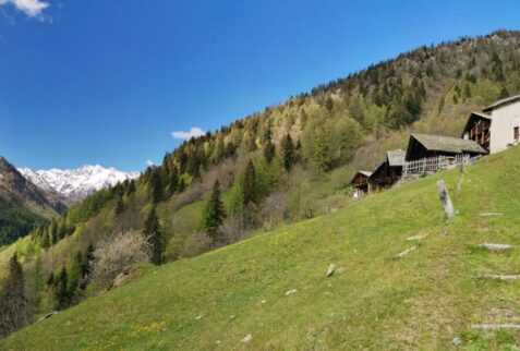 Alta via dei Walser - Oro - Panoramic view from Oro - BBOfItaly