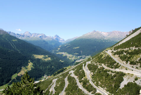 Fraele Towers and Cancano lake - The tortuous road to Fraele Towers - BBOfItaly