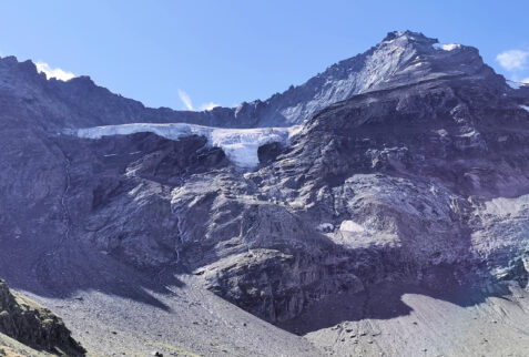 Grivola (3969 m) and its Nomenon glacier seen fron vallone del Nomenon