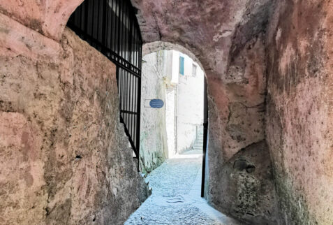 Isola di San Giulio - glimpses