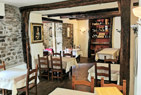 Osteria San Martino- the inside part of the restaurant where there is a very relaxed and quiet atmosphere