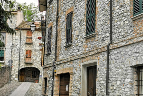 Bobbio - glimpses