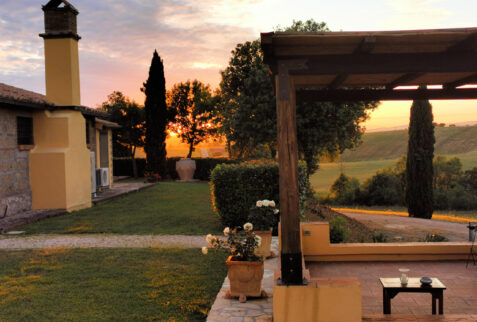 Agriturismo Il Raduno - sunset during the dinner