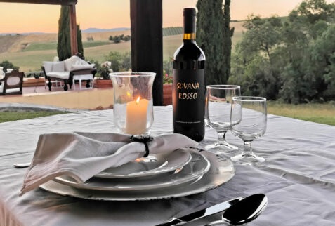 Agriturismo Il Raduno - a fantastic local red wine for the dinner under the patio