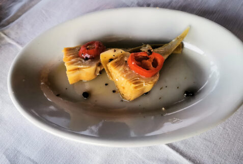 Agriturismo Il Raduno - artichokes with extra virgin olive oil