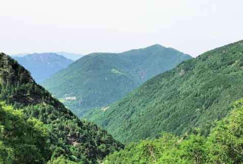 Alpe Deleguaggio – looking toward the start of Valle del Varroncello