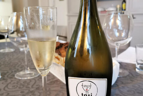 Mimì - a good bottle of Prosecco to begin the dinner