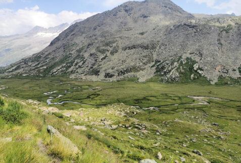 Lago Nero – a glimpse on Vallone del Nivolet