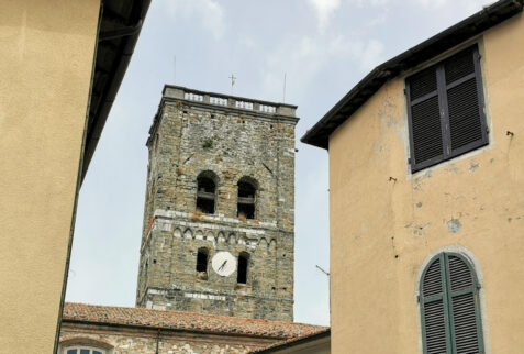 Coreglia Antelminelli – bell tower of San Michele Arcangelo church