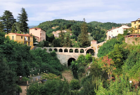 Barga – Ponte dell’acquedotto dated XIV century