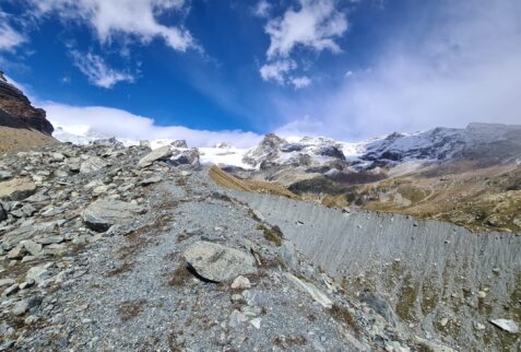 Val d'Ayas - Verra Glacier moraine