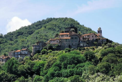 Mulazzo – the hamlet perched on the hill