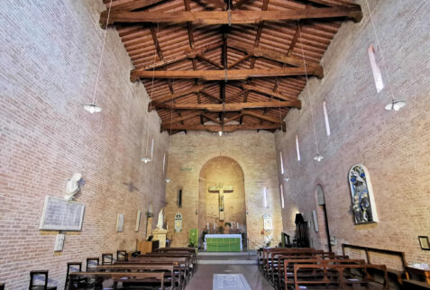 Certaldo – internal view of Chiesa dei Santi Jacopo e Filippo