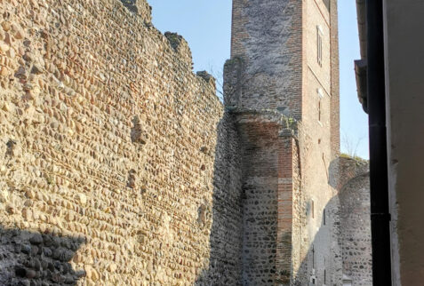 Borghetto – defensive walls of the Medieval hamlet