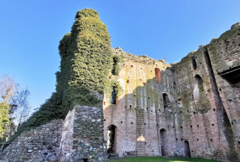 Borghetto – a fortress of Ponte Visconteo