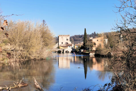 Borghetto – the hamlet seen from the bank of Mincio river