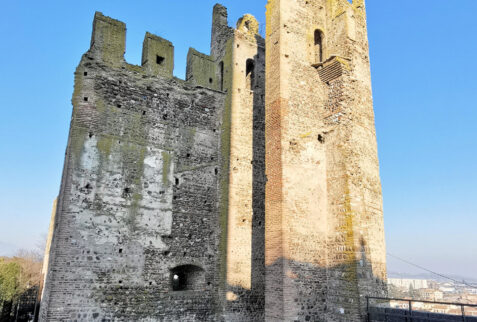 Borghetto – towers of Castello Scaligero