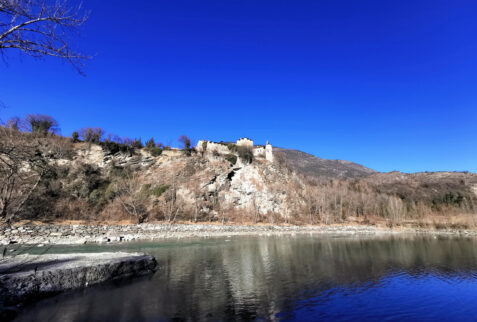 Castello di Sarriod de La Tour – the castle over the Dora Baltea