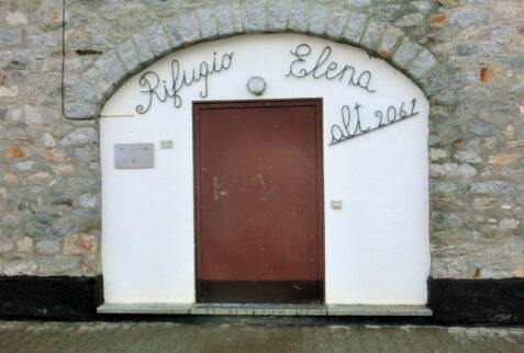 Val Ferret Rifugio Elena – the door of the shelter