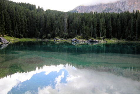 Lago di Braies Lago di Carezza – a glimpse on Lago di Carezza