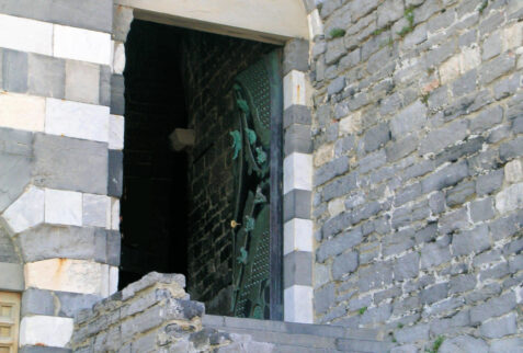 Porto Venere Liguria – the Gothic door of Chiesa di San Pietro