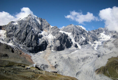 Solda Passo del Madriccio – From left: Gran Zebrù, Monte Zebrù, Ortles under clouds