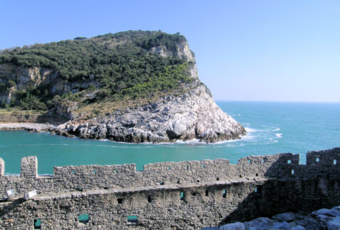 Porto Venere Liguria – Isola Palmaria seen from Chiesa di San Pietro. Isola di Palmaria is a natural park