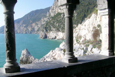 Porto Venere Liguria – glimpse on Porto Venere coasts