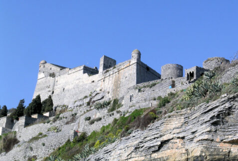 Porto Venere Liguria – Castello Doria hanging on the cliff