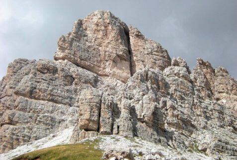 Rifugio Averau – foreground of Averau