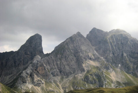 Rifugio Averau – landscape on the other side of Passo Giau