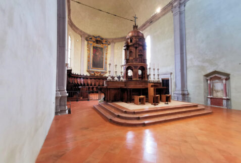 Chiesa di San Cristoforo – central and main altar