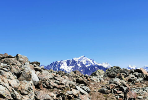 Monte Rosso di Vertosan – from the final ridge the view on Grand Combin