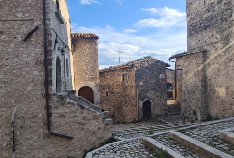 Entry of the village - Santo Stefano di Sessanio - Abruzzo