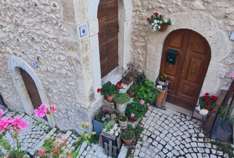 A coloured alley in Santo Stefano di Sessanio - Abruzzo