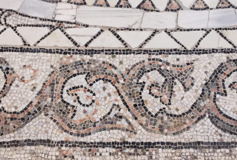 Abbazia di Pomposa – a magnified part of a mosaic - BBofItaly