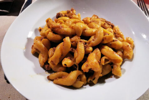 La Gruba - Strozzapreti di grano Saraceno con ragù di agnello - BBofItaly