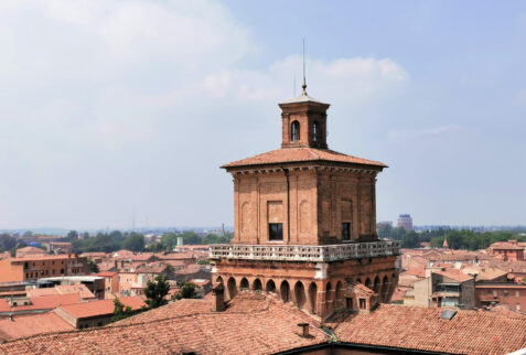 Castello Estense – one of the towers of the castle – BBofItaly