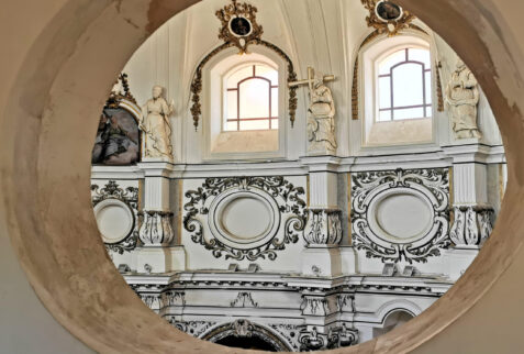 Noto – a glimpse of internal walls of Chiesa di Santa Chiara along the path to get the terrace – BBofItaly