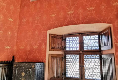 Castello di Saint Pierre – the first room named “Sala degli Stemmi” still has the ancient furniture – BBofItaly