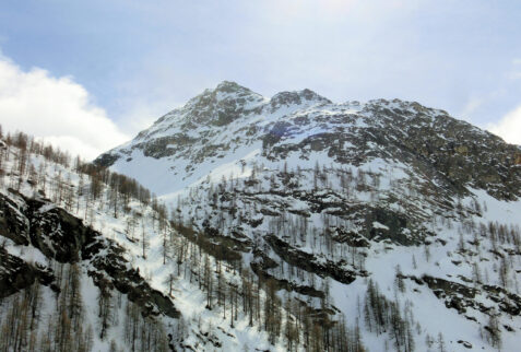 Val di Rhemes – all the mountains that encompass the valley exceed 3000 meters in altitude – BBofItaly