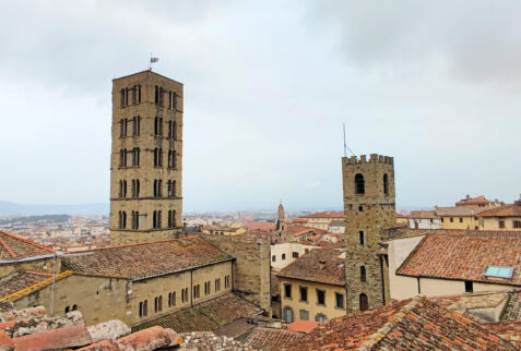 Arezzo – on the left hand side the bell tower of Santa Maria della Pieve church – BBofItaly