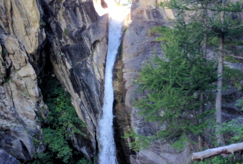 Gardetta upland – waterfall in Preit valley - BBofItaly