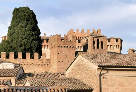 Gradara castle – the castle also called Rocca di Gradara – BBofItaly