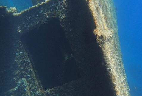 Pomonte wreck - Detail of the bridge - BBOfItaly.it