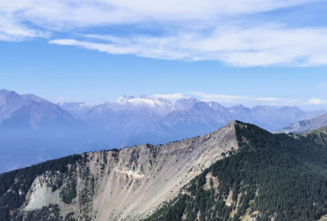 Metz – Chaligne – Tza – in foreground Becca France and its huge landslide – BBofItaly