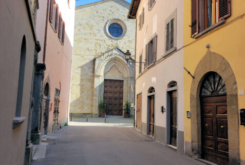 Sansepolcro – in the background the church of Santa Maria dei Servi – BBofItaly