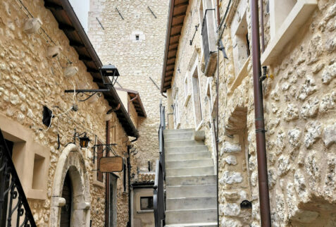 Castel del Monte – a glimpse of the hamlet – BBofItaly