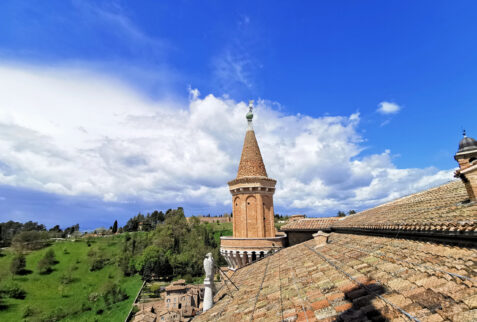 Urbino – view from the top of one of the two slim towers of Palazzo Ducale – BBofItaly