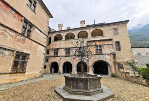 Castello di Issogne – the fountain with metal pomegranate tree – BBofItaly